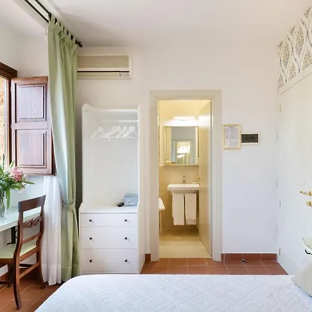 Favorita Hotel