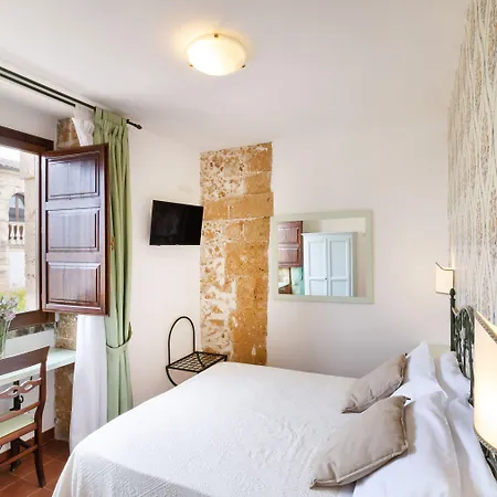 Favorita Hotell