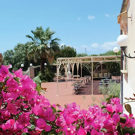 Hotel Favorita 4*